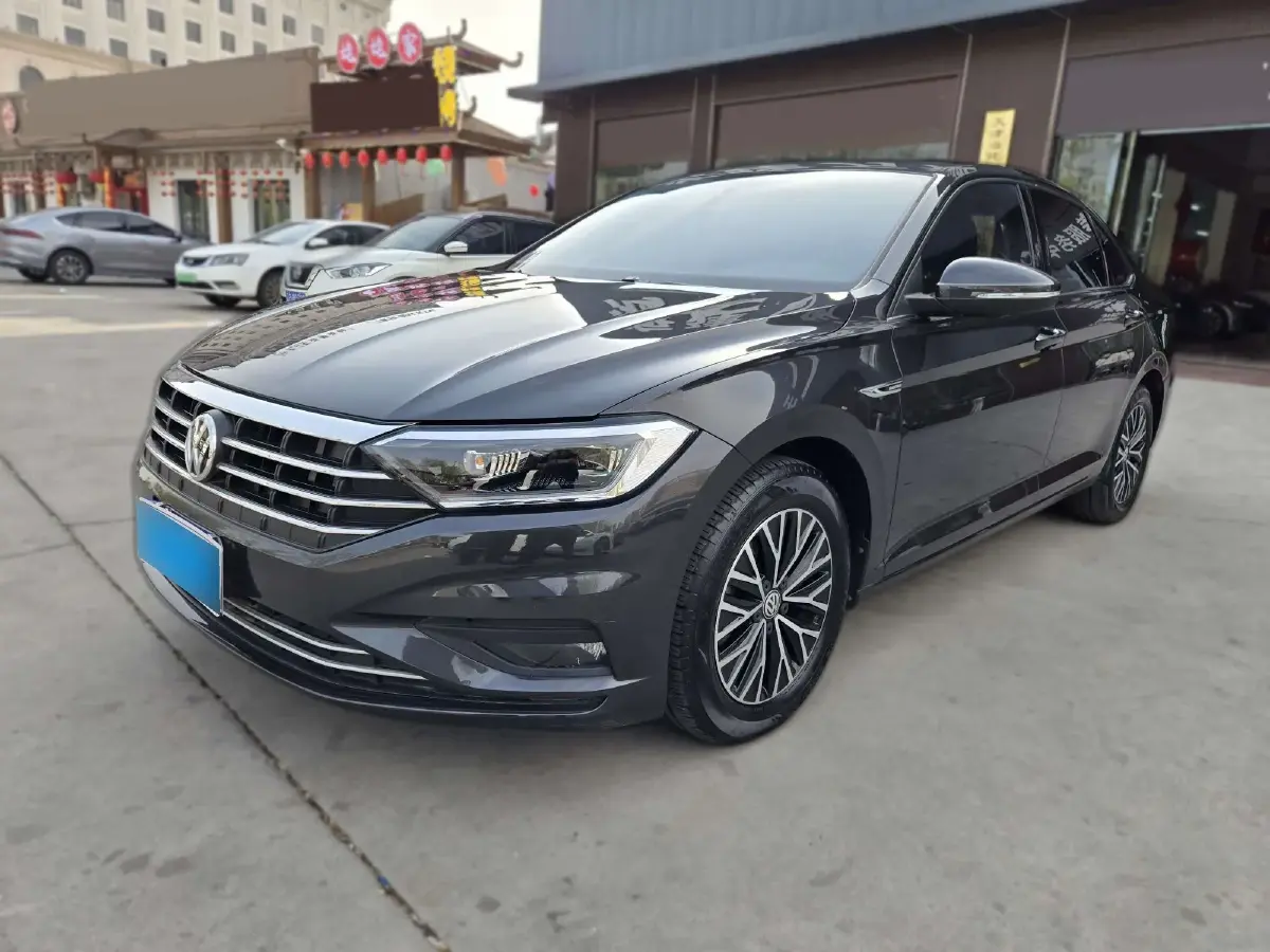 2020 Volkswagen Sagitar 1.4T 150HP L4 7DCT