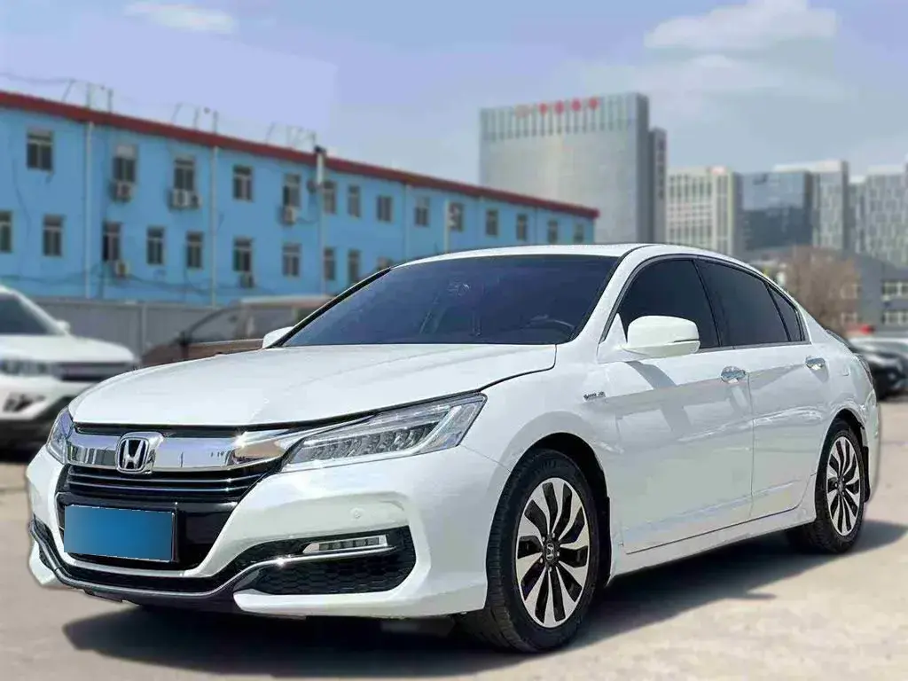 2016 Honda Accord 2.0L 146HP L4 E-CVT Hybrid