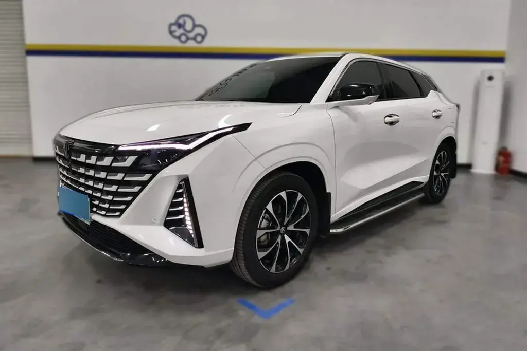 2024 ChangAn UNI-Z 1.5L 98HP L4 E-CVT PHEV 18.4KWH