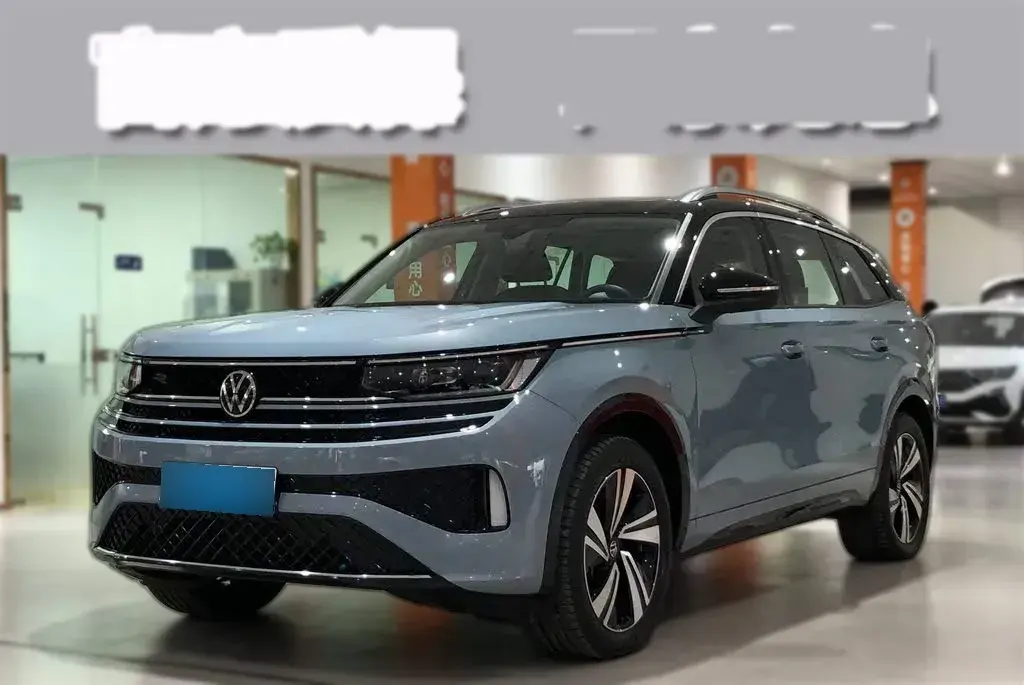 2023 Volkswagen Tavendor 2.0T 220HP L4 7DCT