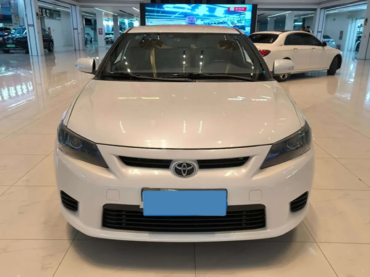 2011 Toyota Zelas 2.5L 178HP L4 6AT,autocango,china used car exporter,china ev exporter,chinese used car exporter,chinese used ev exporter