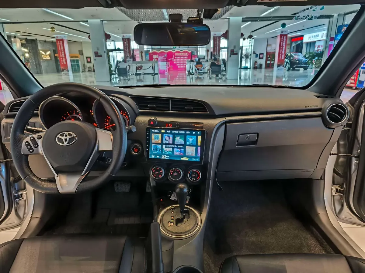 2011 Toyota Zelas 2.5L 178HP L4 6AT,autocango,china used car exporter,china ev exporter,chinese used car exporter,chinese used ev exporter