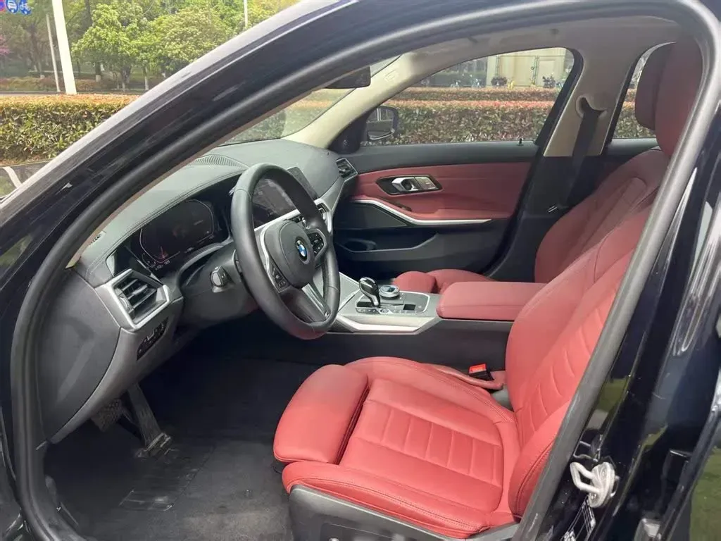 2021 BMW 3 Series 2.0T 184HP L4 8AT,autocango,china used car exporter,china ev exporter,chinese used car exporter,chinese used ev exporter