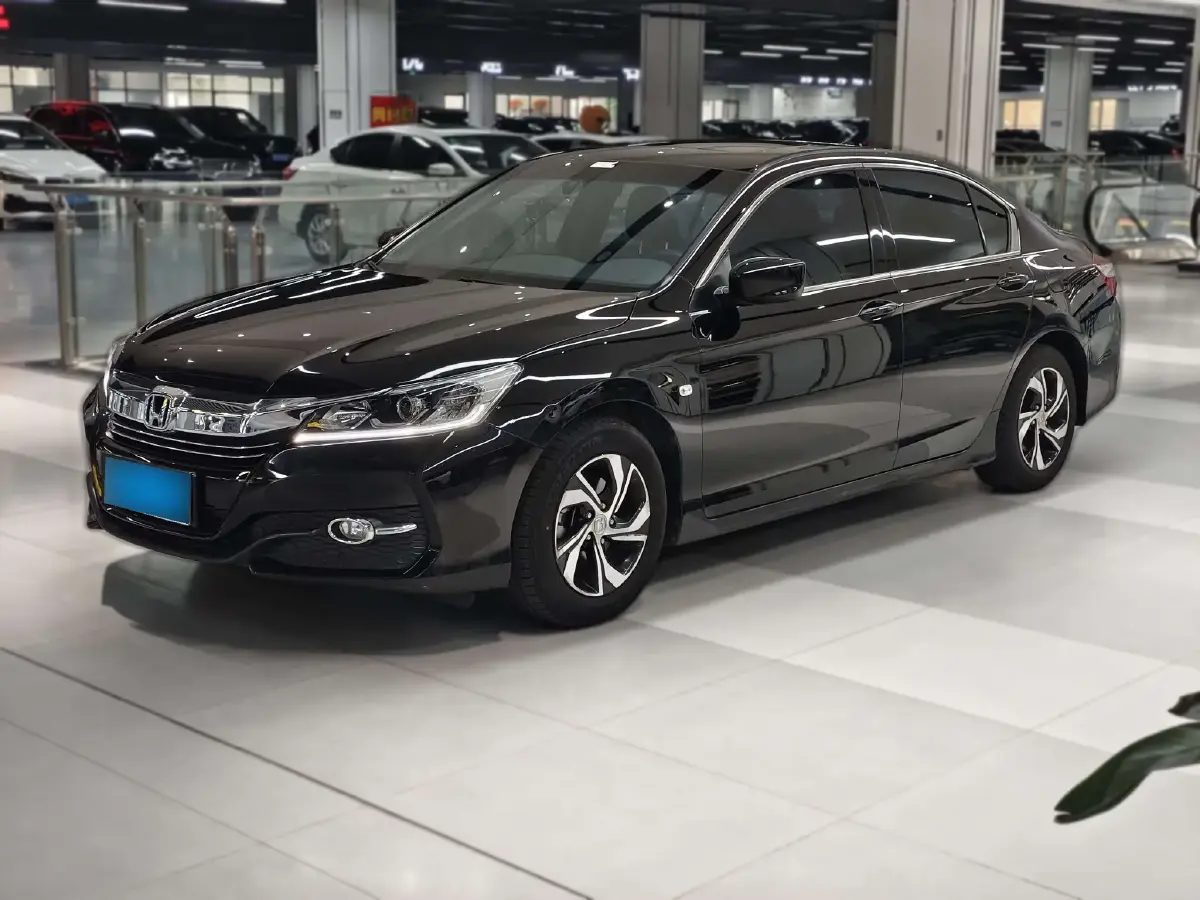 2016 Honda Accord 2.0L 155HP L4 CVT