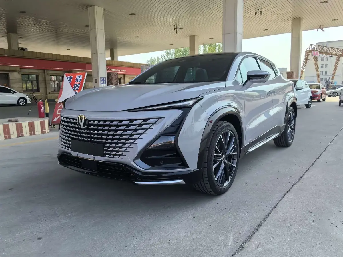 2023 ChangAn UNI-T 1.5T 188HP L4 7DCT