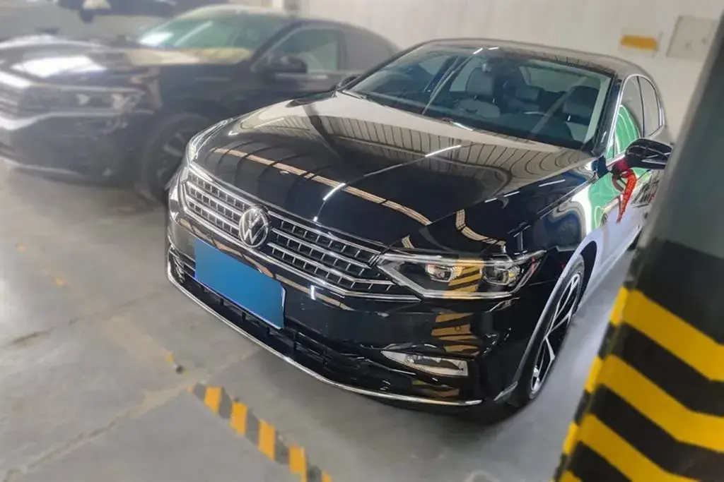 2023 Volkswagen Magotan 2.0T 186HP L4 7DCT