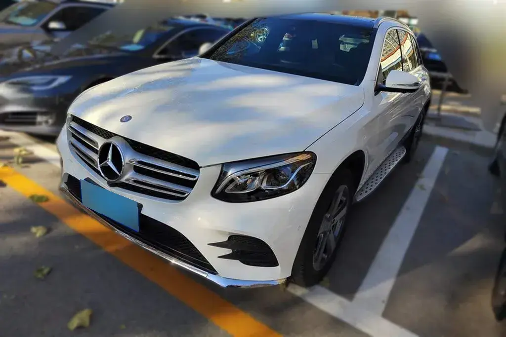 2017 Mercedes-Benz GLC Class 2.0T 211HP L4 9AT