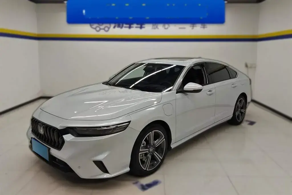 2023 Honda Inspire 2.0L 148HP L4 E-CVT PHEV