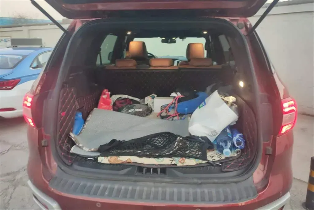 2020 Ford Everest 2.3T 275HP L4 10AT,autocango,china used car exporter,china ev exporter,chinese used car exporter,chinese used ev exporter