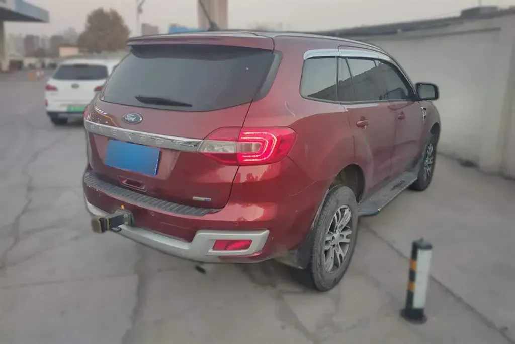 2020 Ford Everest 2.3T 275HP L4 10AT,autocango,china used car exporter,china ev exporter,chinese used car exporter,chinese used ev exporter