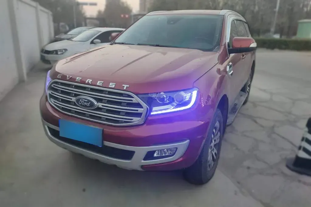 2020 Ford Everest 2.3T 275HP L4 10AT,autocango,china used car exporter,china ev exporter,chinese used car exporter,chinese used ev exporter