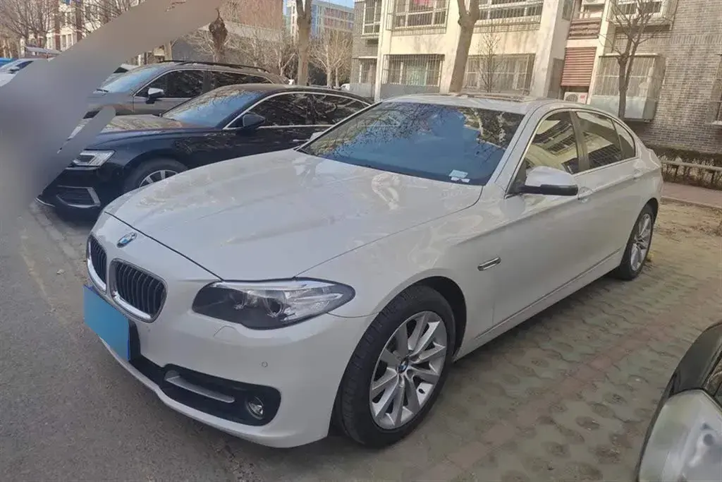 2014 BMW 5 Series 2.0T 245HP L4 8AT