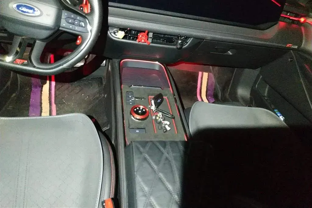 2022 Ford EVOS 2.0T 238HP L4 8AT,autocango,china used car exporter,china ev exporter,chinese used car exporter,chinese used ev exporter