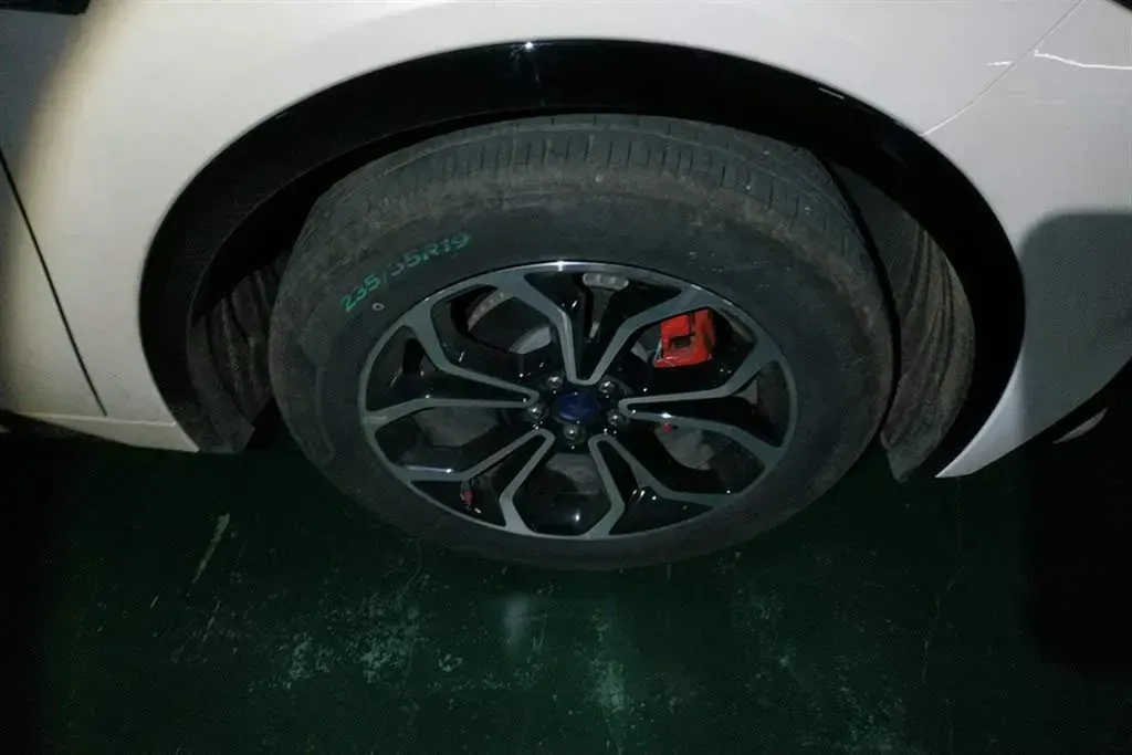 2022 Ford EVOS 2.0T 238HP L4 8AT,autocango,china used car exporter,china ev exporter,chinese used car exporter,chinese used ev exporter