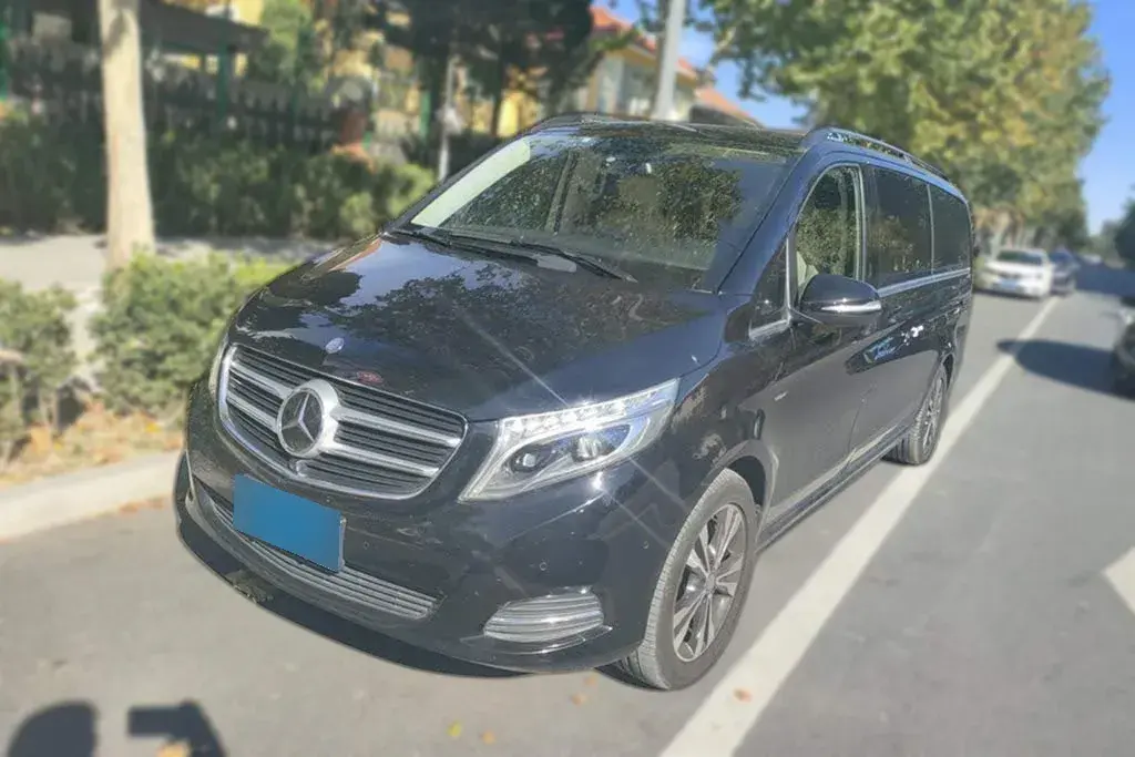 2016 Mercedes-Benz V Class 2.0T 211HP L4 7AT