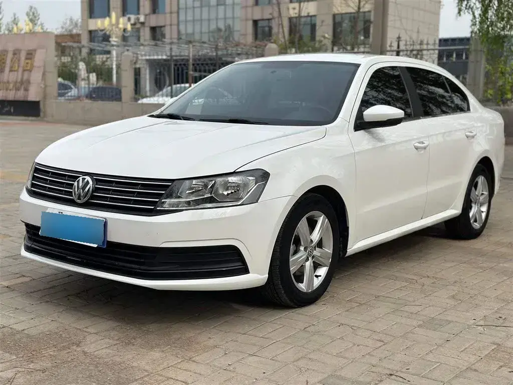 2017 Volkswagen Lavida 1.6L 110HP L4 6AT