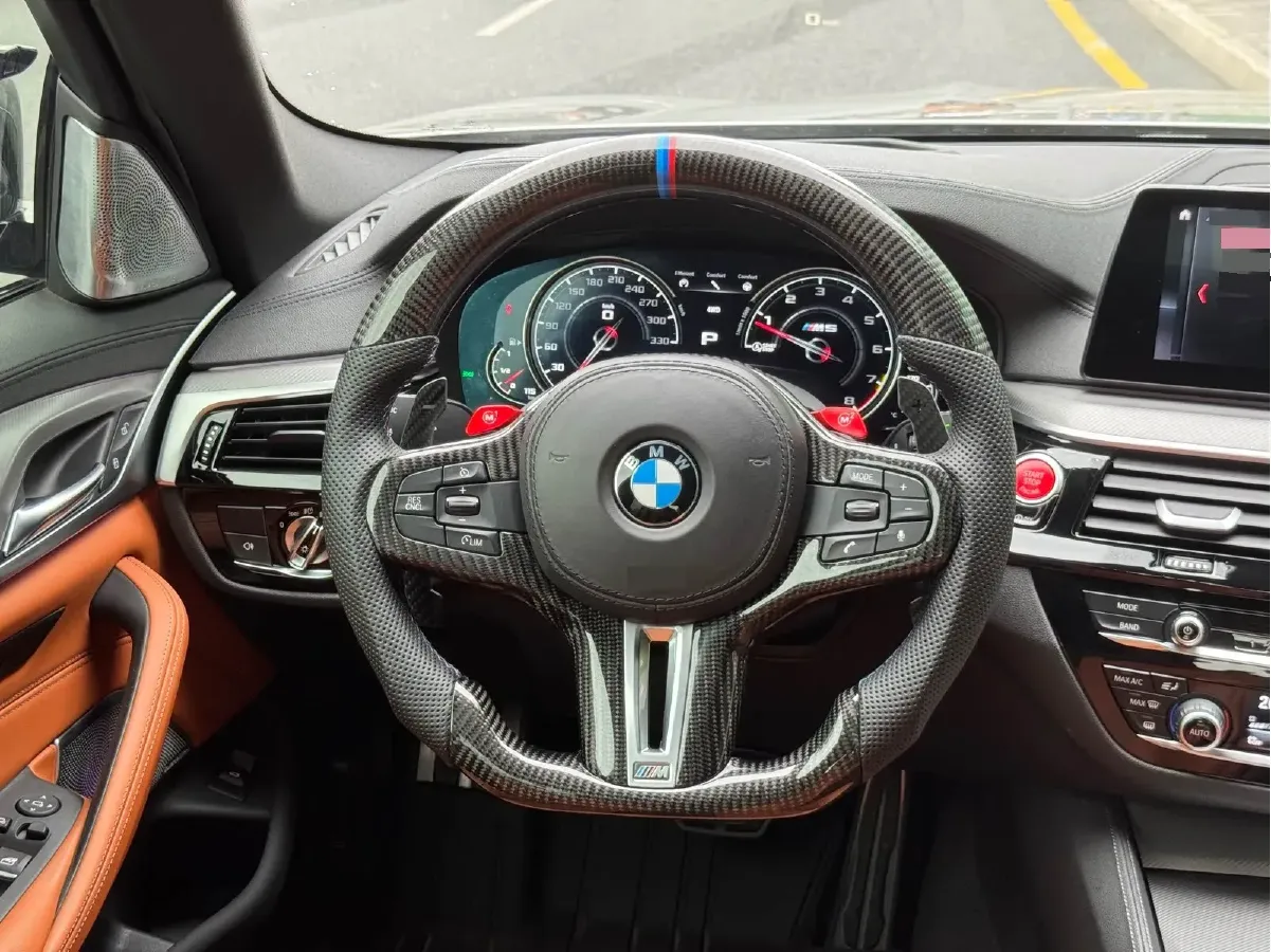 2018 BMW M5 4.4T 600HP V8 8AT,autocango,china used car exporter,china ev exporter,chinese used car exporter,chinese used ev exporter