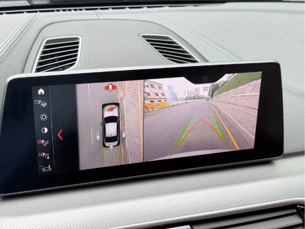 2018 BMW M5 4.4T 600HP V8 8AT,autocango,china used car exporter,china ev exporter,chinese used car exporter,chinese used ev exporter