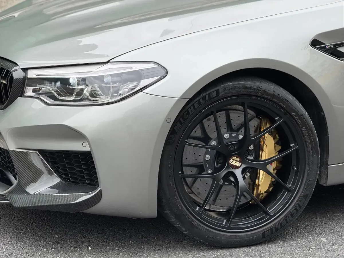 2018 BMW M5 4.4T 600HP V8 8AT,autocango,china used car exporter,china ev exporter,chinese used car exporter,chinese used ev exporter