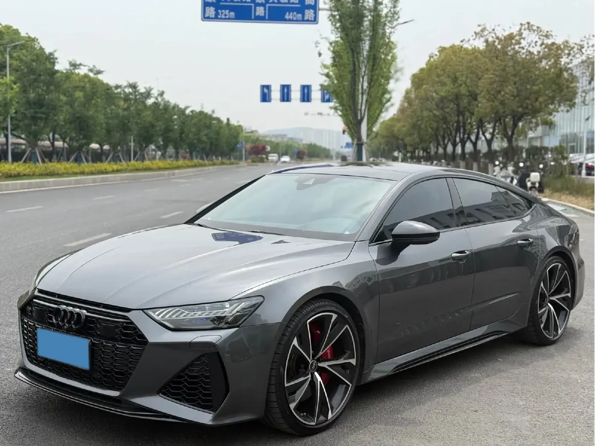 2021 Audi RS 7 4.0T 600HP V8 8AT,autocango,china used car exporter,china ev exporter,chinese used car exporter,chinese used ev exporter