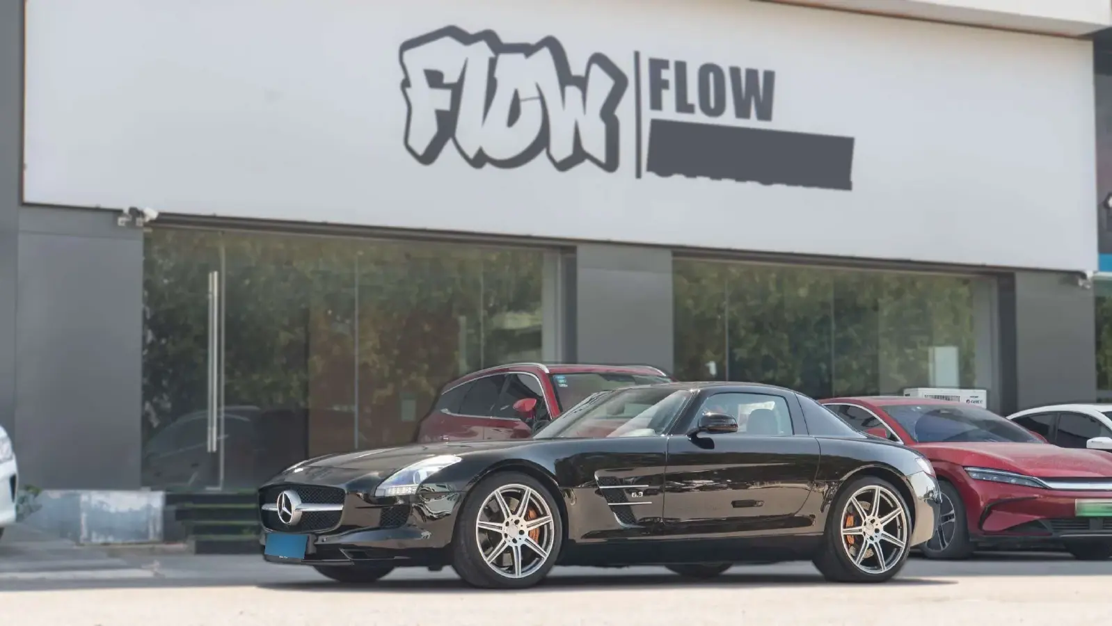 2011 Mercedes-Benz SLS AMG 6.2L 571HP V8 7DCT