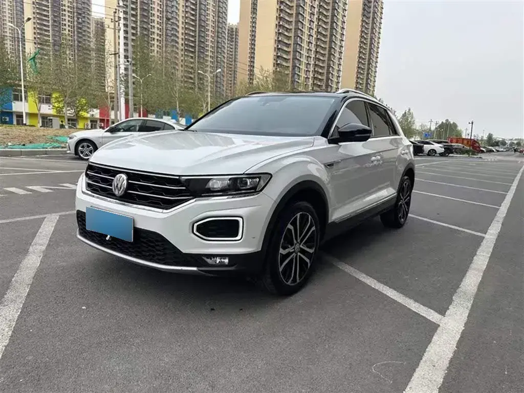 2020 Volkswagen T-Roc 1.4T 150HP L4 7DCT