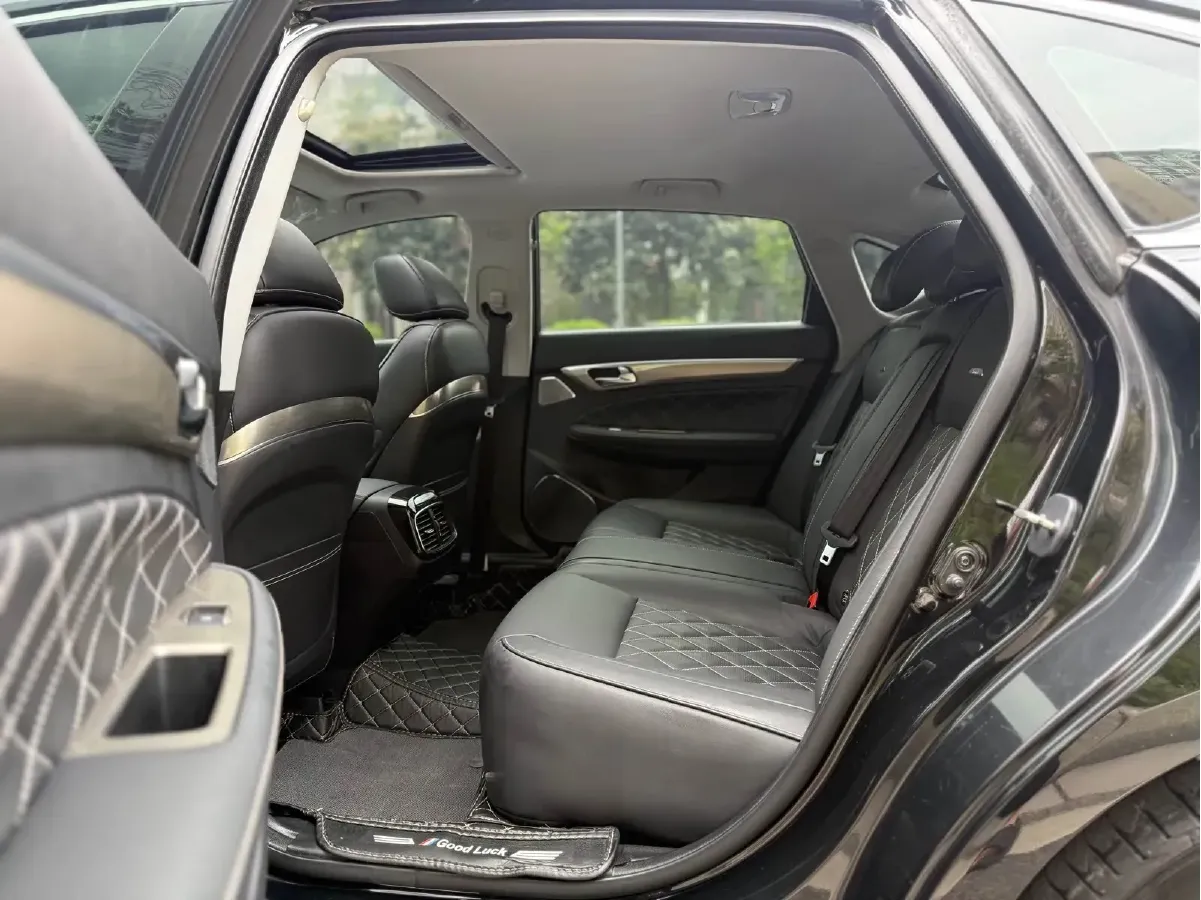 2017 GAC Trumpchi GA8 1.8T 188HP L4 6AT,autocango,china used car exporter,china ev exporter,chinese used car exporter,chinese used ev exporter