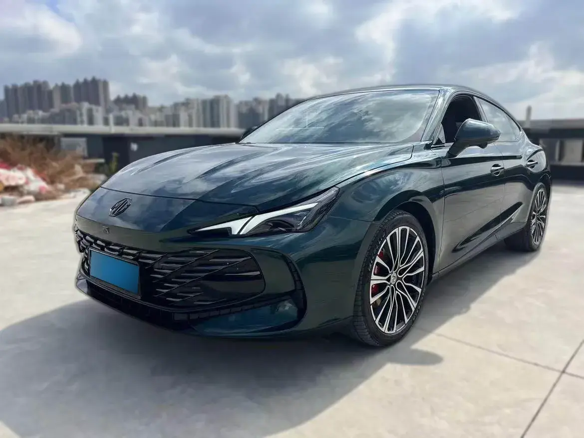 2023 MG 7 2.0T 261HP L4 9AT