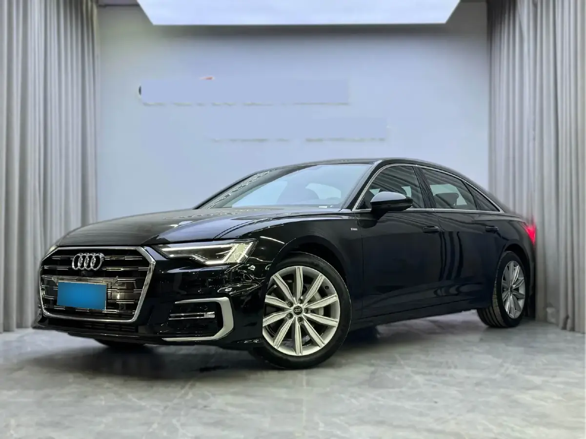 2024 Audi A6L 2.0T 245HP L4 7DCT
