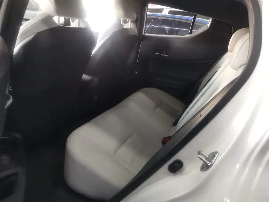 2020 Toyota Izoa E BEV 54.3KWH,autocango,china used car exporter,china ev exporter,chinese used car exporter,chinese used ev exporter