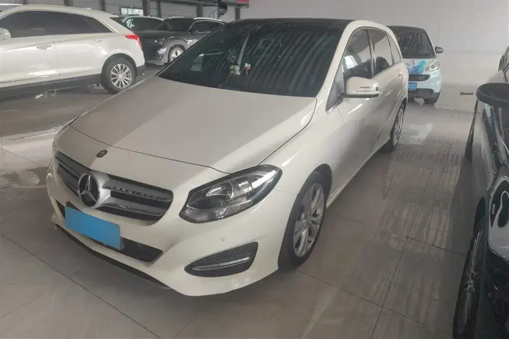2017 Mercedes-Benz B Class 1.6T 156HP L4 7DCT