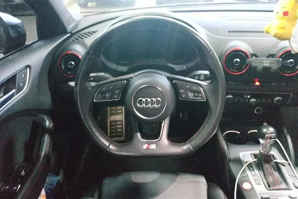 2019 Audi S3 2.0T 290HP L4 7DCT,autocango,china used car exporter,china ev exporter,chinese used car exporter,chinese used ev exporter