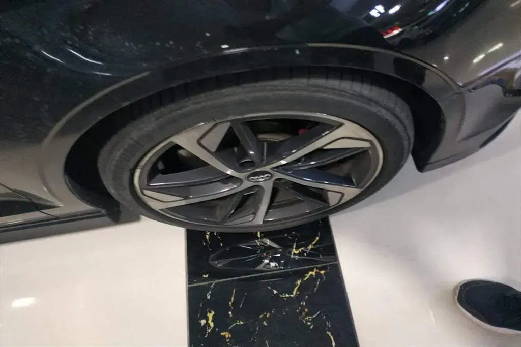 2019 Audi S3 2.0T 290HP L4 7DCT,autocango,china used car exporter,china ev exporter,chinese used car exporter,chinese used ev exporter