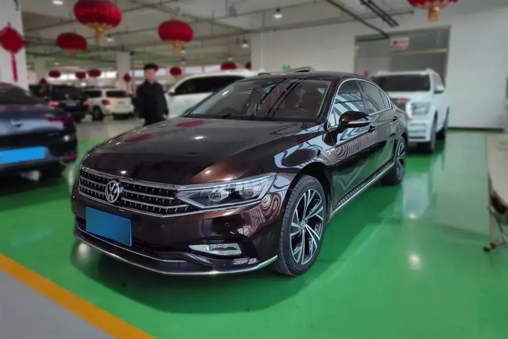 2020 Volkswagen Magotan 2.0T 220HP L4 7DCT