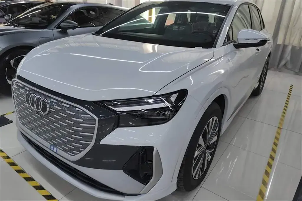 2024 Audi Q4 e-tron BEV 84.8KWH