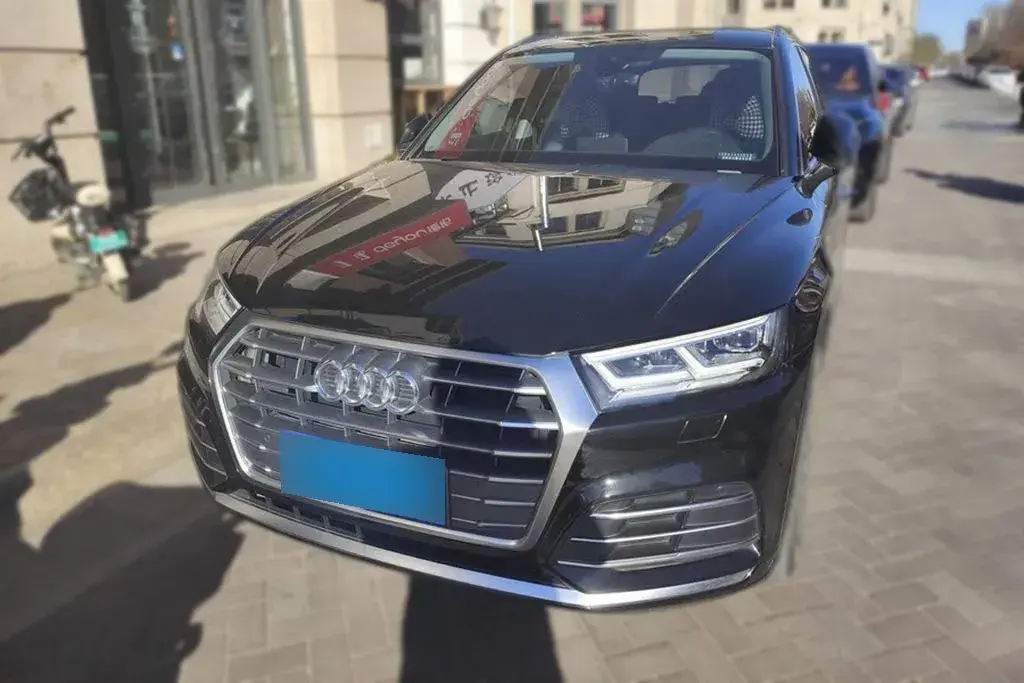 2020 Audi Q5L 2.0T 190HP L4 7DCT