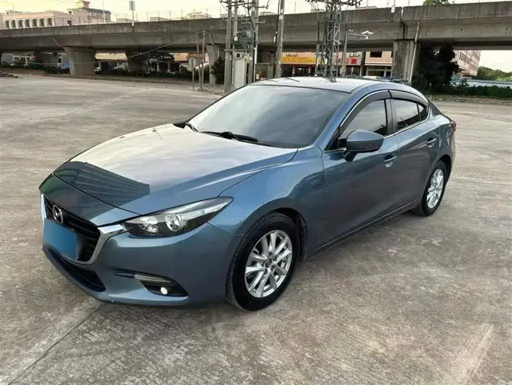 2017 Mazda 3 Axela 1.5L 117HP L4 6AT