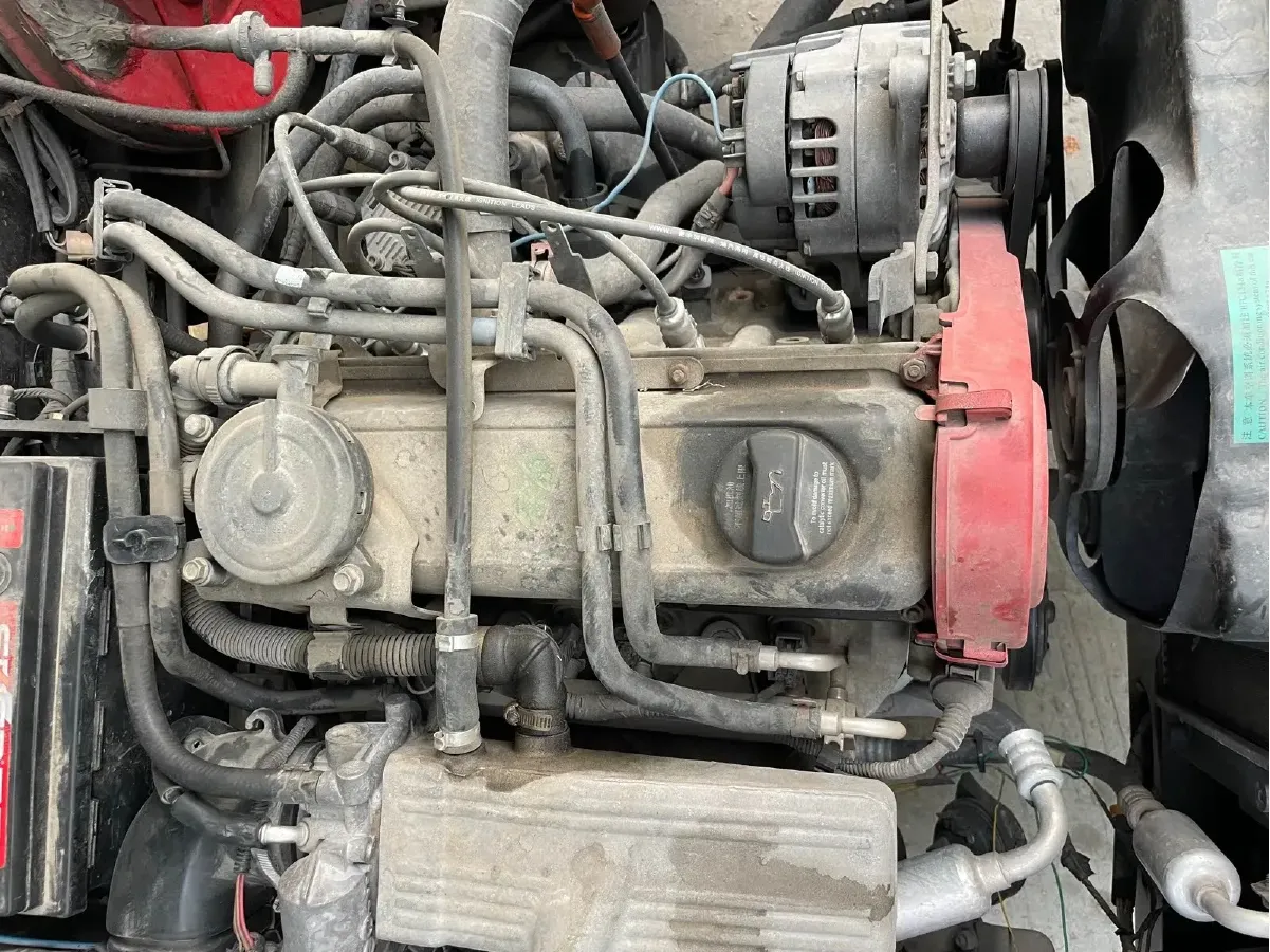 2004 Volkswagen Santana Classic 1.6L 87HP L4 5MT,autocango,china used car exporter,china ev exporter,chinese used car exporter,chinese used ev exporter