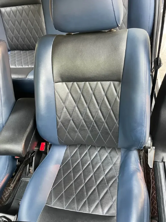 2004 Volkswagen Santana Classic 1.6L 87HP L4 5MT,autocango,china used car exporter,china ev exporter,chinese used car exporter,chinese used ev exporter