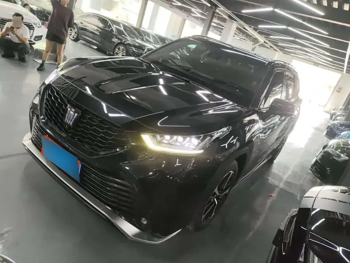 2021 Toyota Crown Kluger 2.5L 192HP L4 E-CVT Hybrid