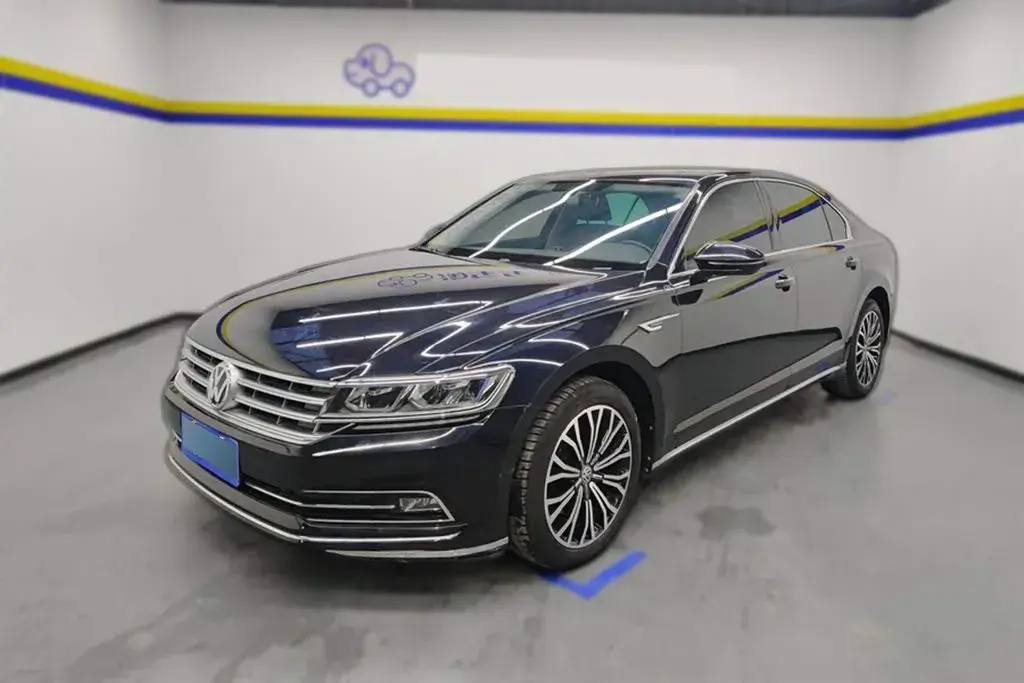 2019 Volkswagen Phideon 2.0T 224HP L4 7DCT