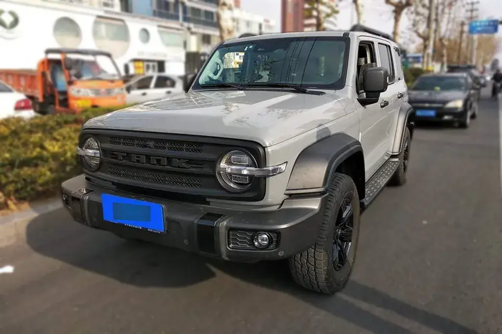 2023 Tank 300 2.0T 227HP L4 8AT