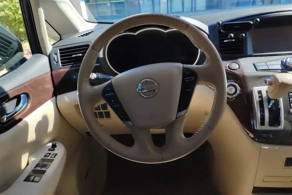 2015 Nissan Quest 3.5L 277HP V6 CVT,autocango,china used car exporter,china ev exporter,chinese used car exporter,chinese used ev exporter