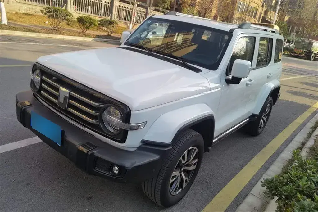 2024 Tank 300 2.0T 252HP L4 9AT