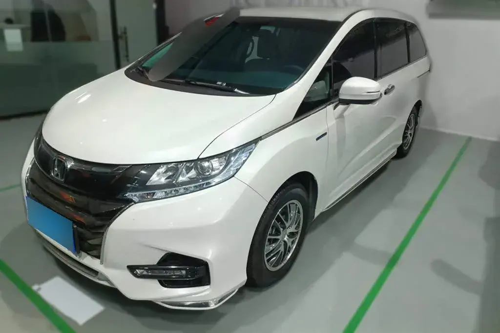2021 Honda Odyssey 2.0L 146HP L4 E-CVT Hybrid