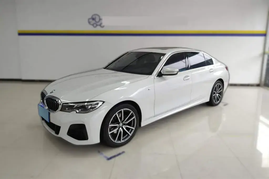 2022 BMW 3 Series 2.0T 156HP L4 8AT