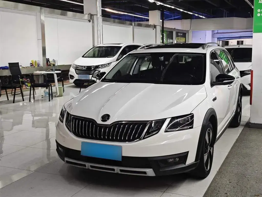 2018 Skoda Octavia 1.4T 150HP L4 7DCT