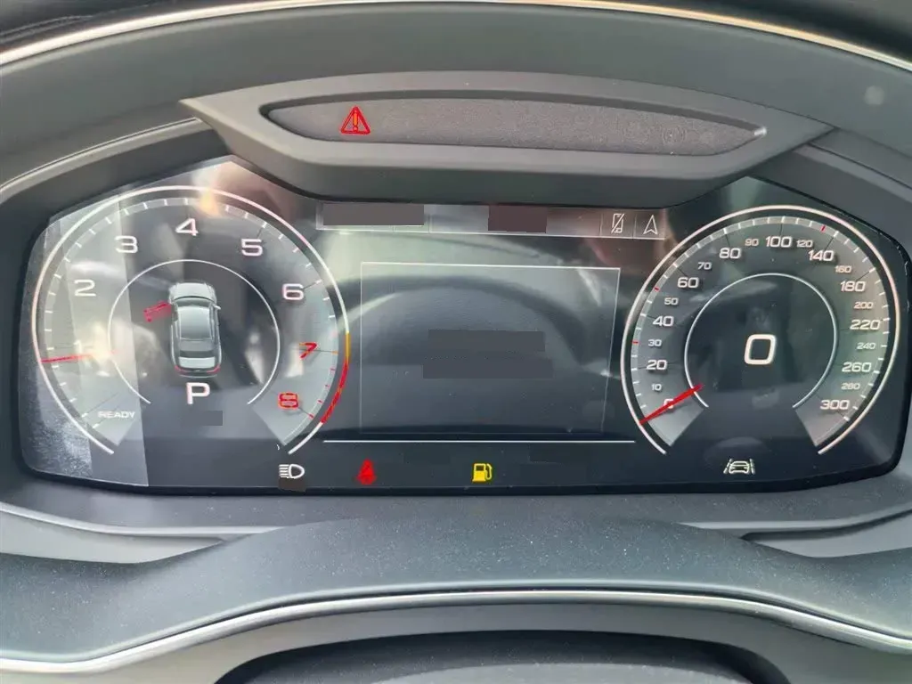 2025 Audi A6L 2.0T 245HP L4 7DCT,autocango,china used car exporter,china ev exporter,chinese used car exporter,chinese used ev exporter