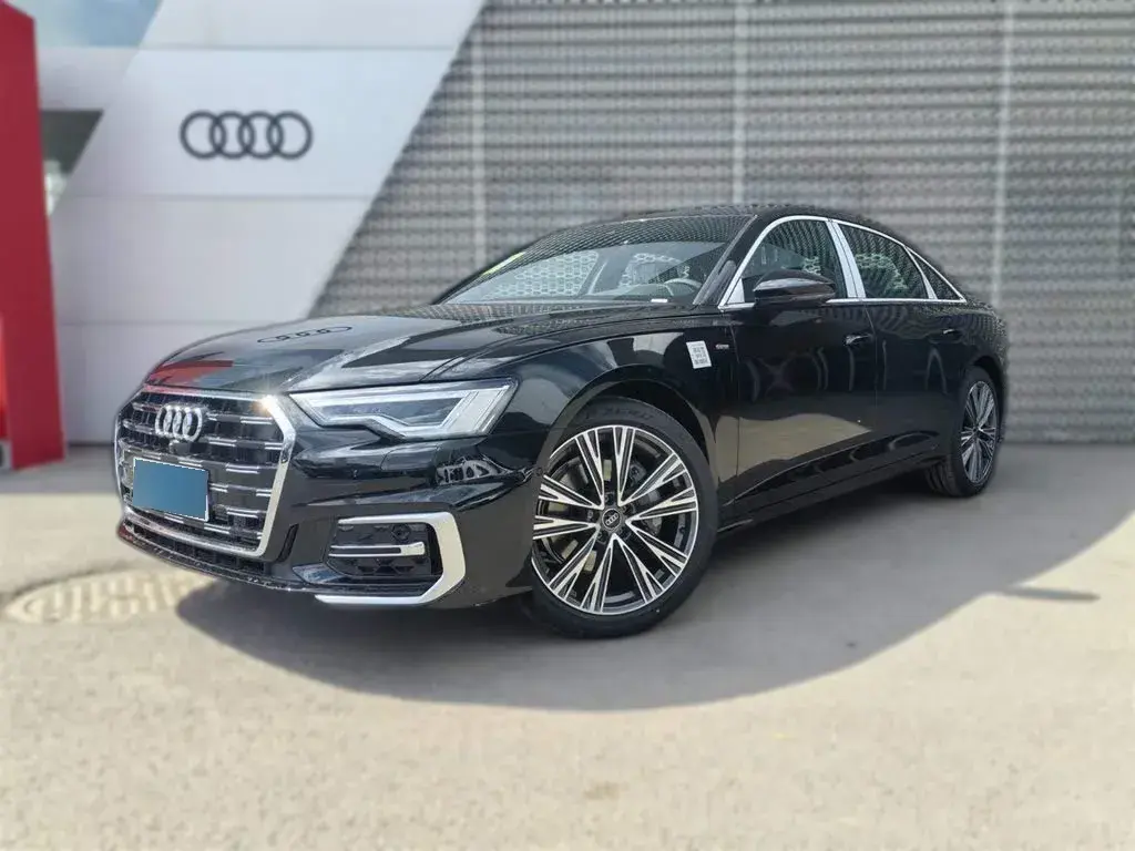 2025 Audi A6L 2.0T 245HP L4 7DCT