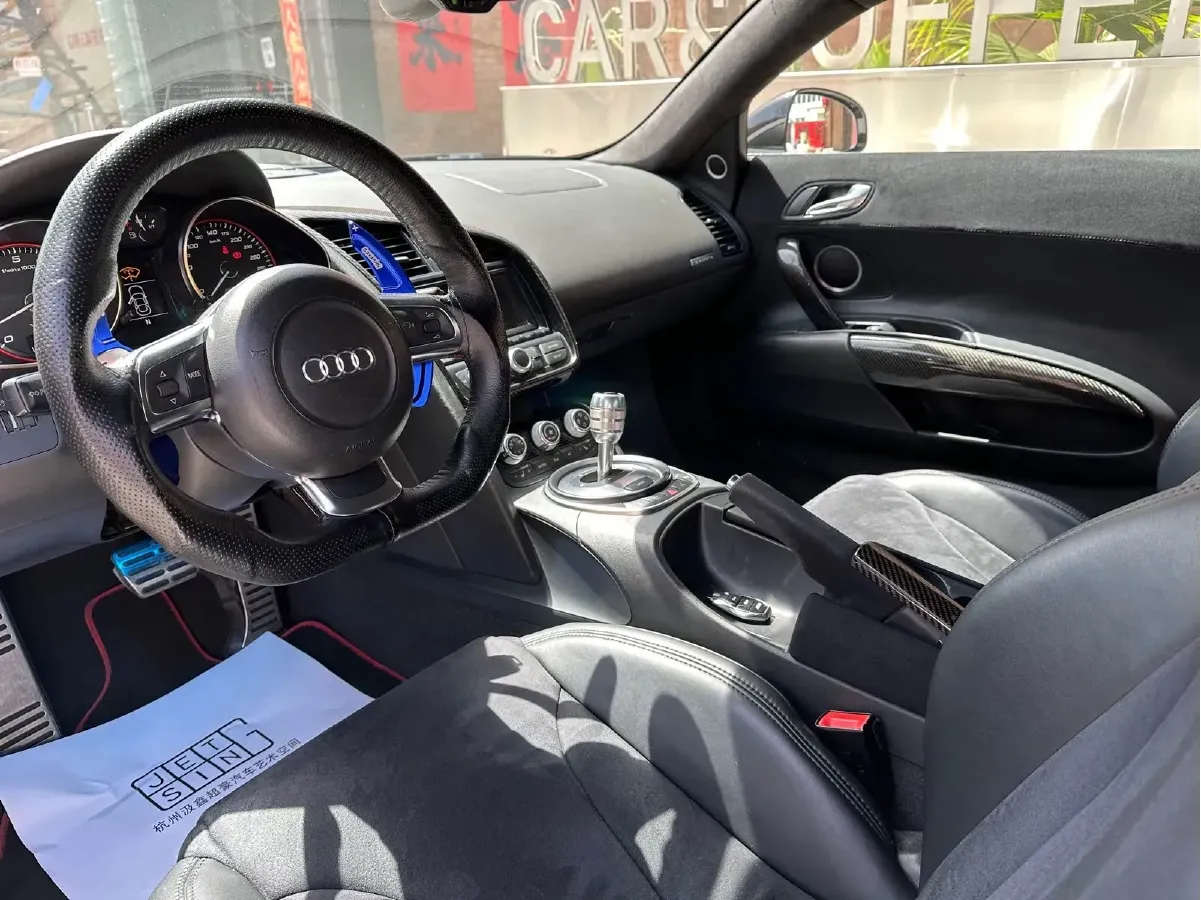 2010 Audi R8 5.2L 525HP V10 6AMT,autocango,china used car exporter,china ev exporter,chinese used car exporter,chinese used ev exporter